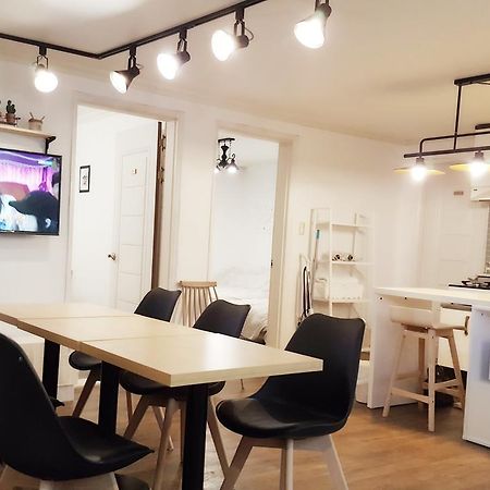 Hongdae Mainstreet Two Room House Szöul Kültér fotó